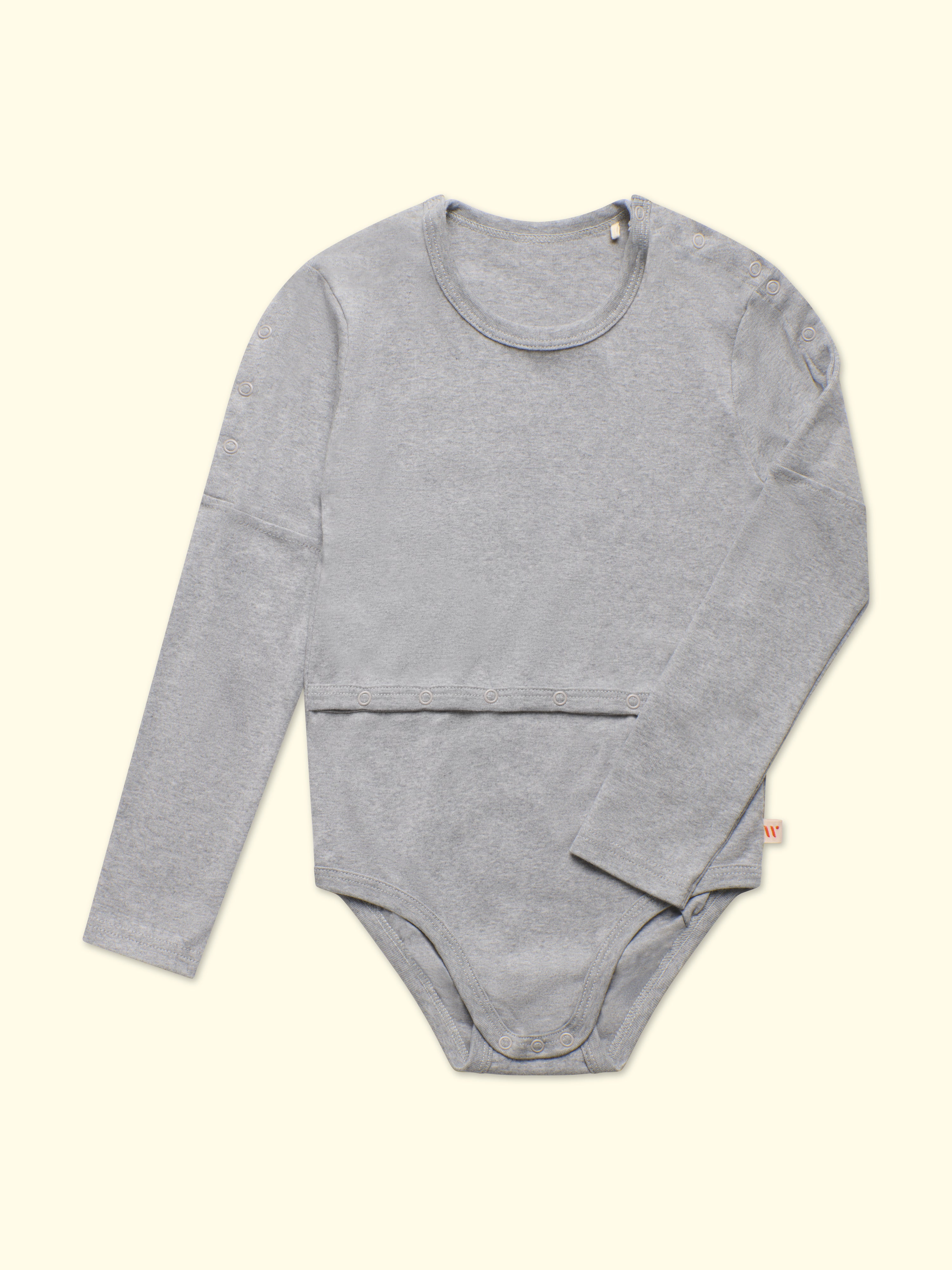 Sondenbody Mitwachsbody Björn - pour enfants avec soins médicaux, avec ouverture pour les manches, jusqu'à la taille 176
