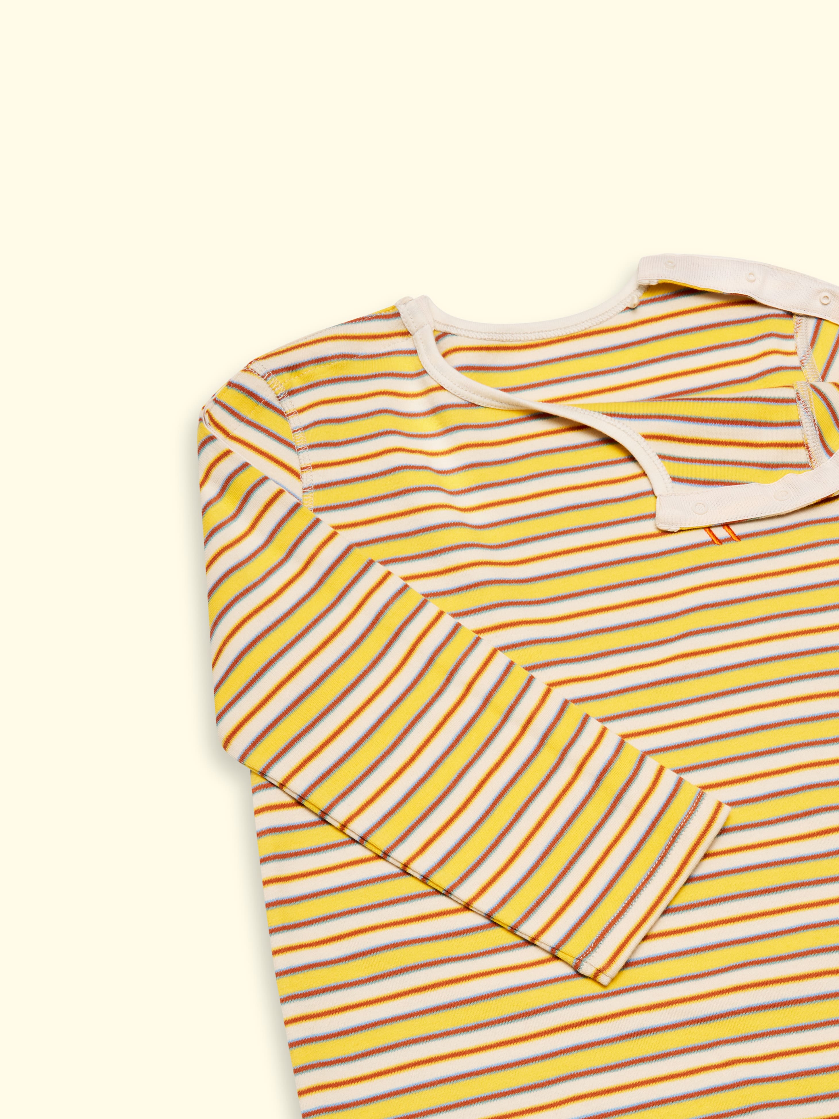 Camisa adaptable de manga larga Karl - con abertura en la manga, hasta la talla. 140