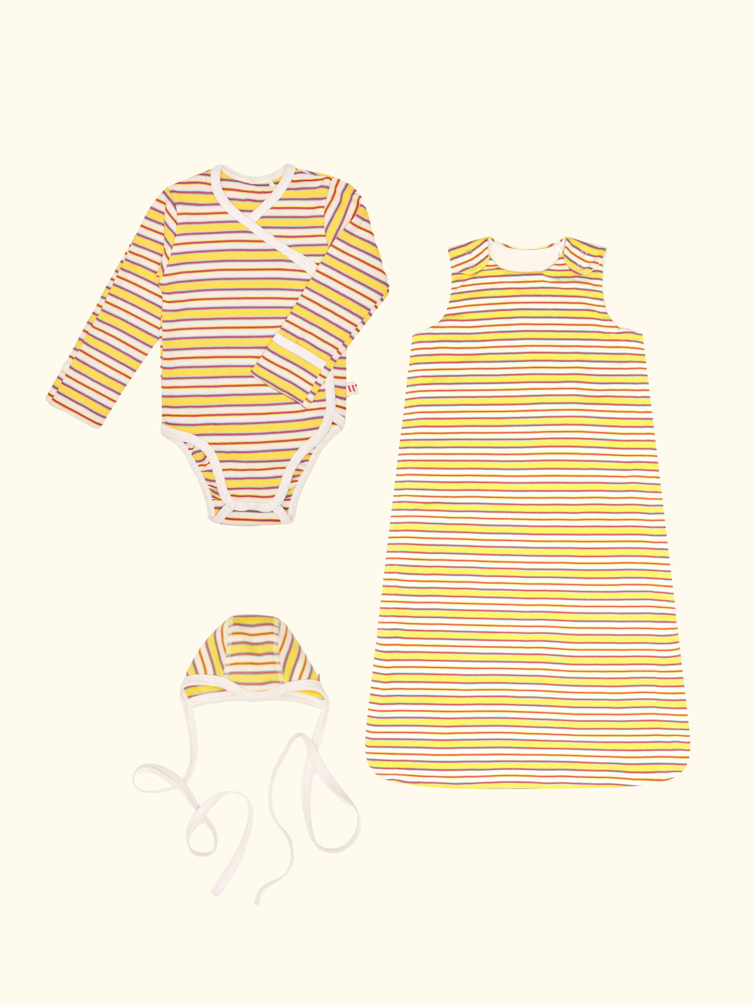 Erstausstattung für Frühchen – Schlafsack, Body & Mütze im Set